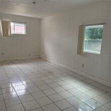 5715 Elon Dr in Orlando, FL - Building Photo - Building Photo