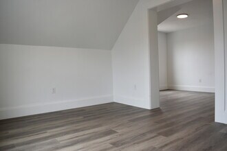 70 Arlington St, Unit 3 in Worcester, MA - Foto de edificio - Building Photo