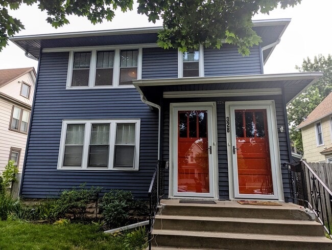 property at 328 4th Ave S