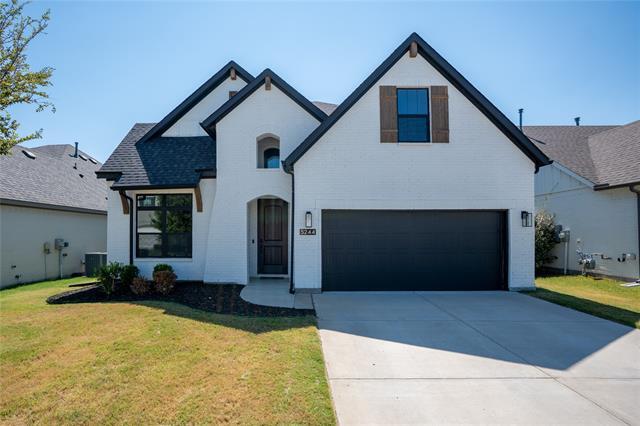 5244 Ranchero Trl in Benbrook, TX - Building Photo