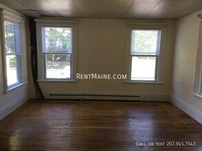 36 Third St Apt., Unit 2 in Bangor, ME - Building Photo - Building Photo