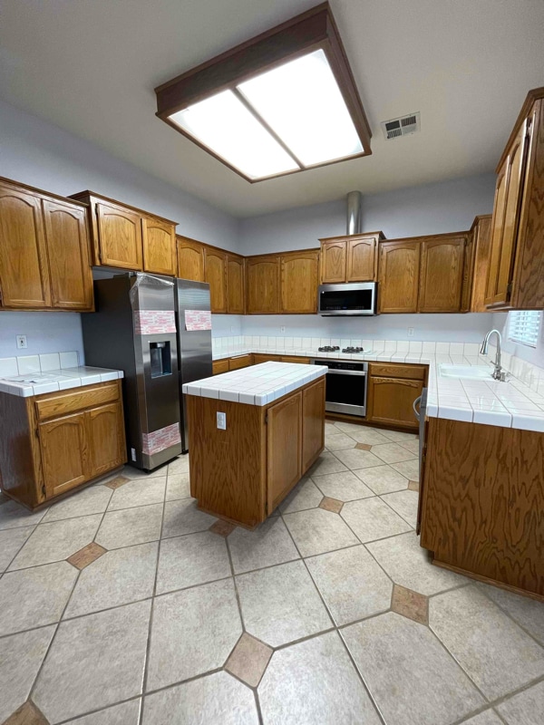 9415 Godiva Ave in Bakersfield, CA - Building Photo - Building Photo