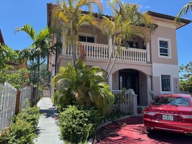 property at 2836 SW 2nd St