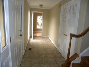 1 Linden Hill Way SW in Leesburg, VA - Building Photo - Building Photo