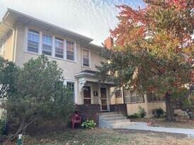 3734 Grand Ave S, Unit 3736 in Minneapolis, MN - Building Photo