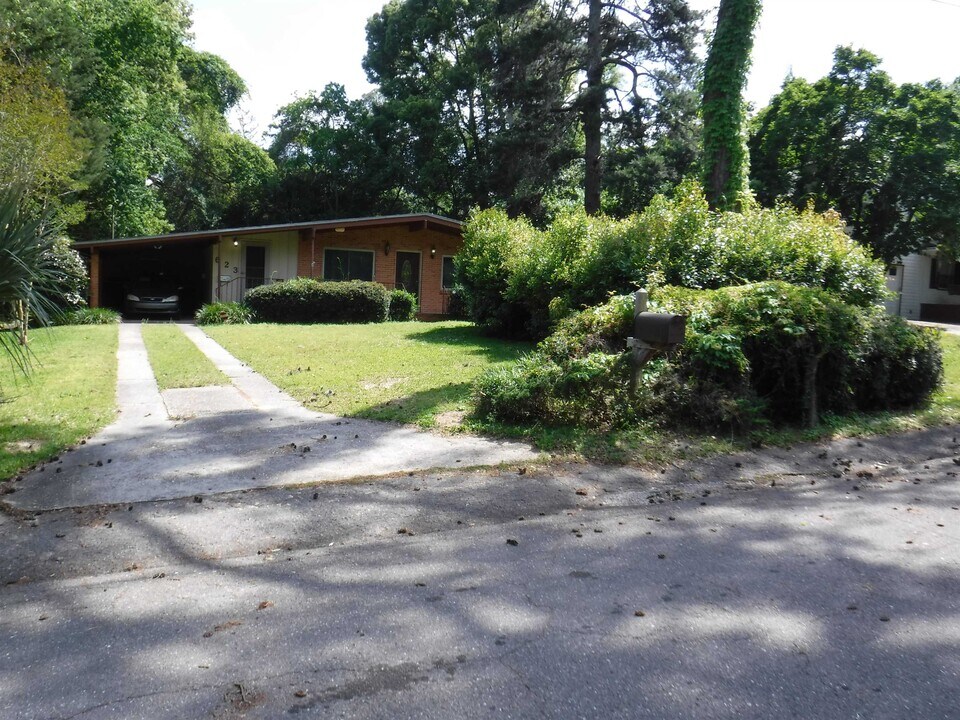 623 Voncile Ave in Tallahassee, FL - Building Photo