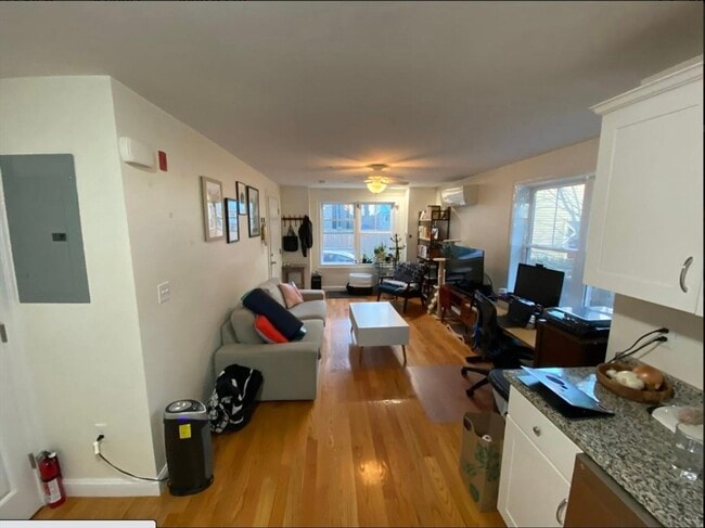25 Beacon St, Unit #1