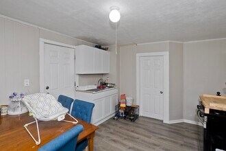 3 St Paul St in Westfield, MA - Building Photo - Building Photo