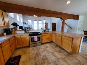 12700 Desert Sky Ave NE in Albuquerque, NM - Foto de edificio - Building Photo