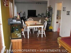 2006 Alton Dr in Tallahassee, FL - Building Photo - Building Photo