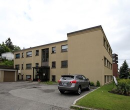 Primary Photo