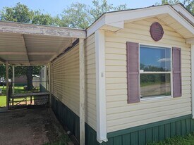 21186 SE 29th St in Harrah, OK - Building Photo