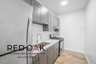 247 S Alexandria Ave in Los Angeles, CA - Building Photo - Building Photo