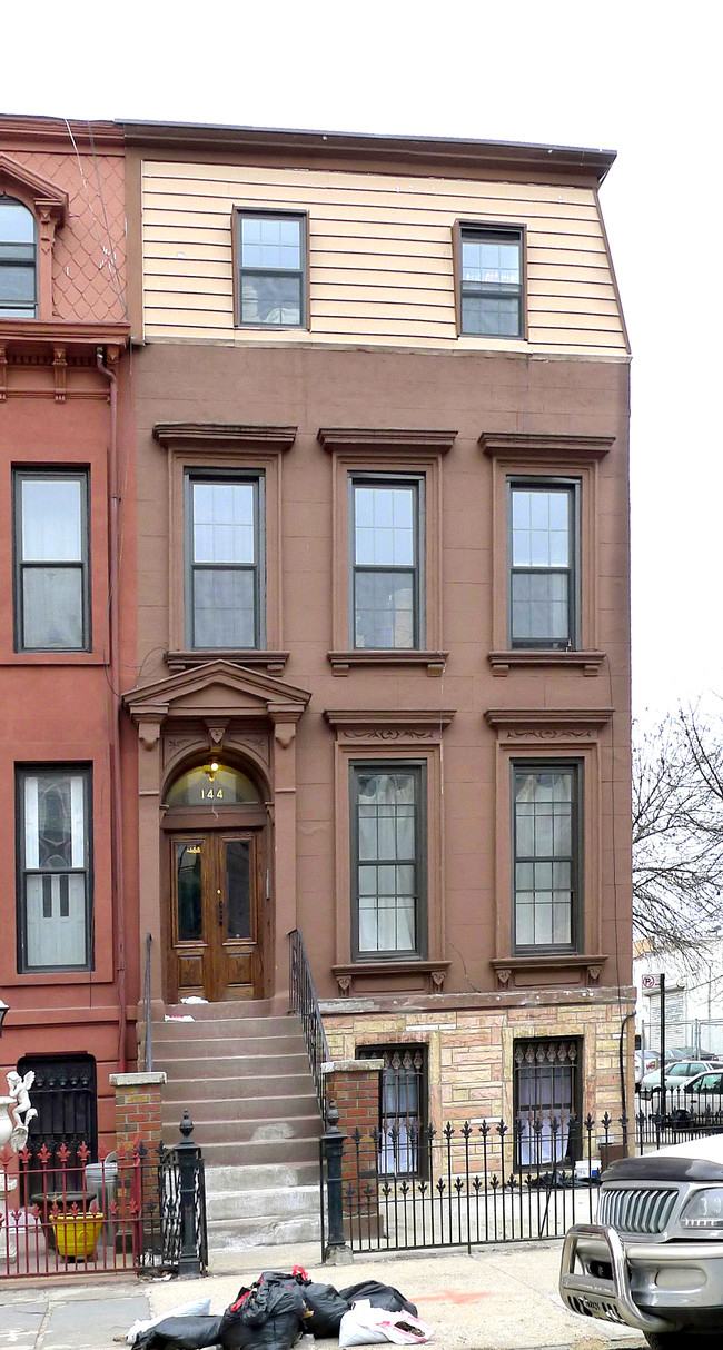 144 Lefferts Pl in Brooklyn, NY - Building Photo - Building Photo