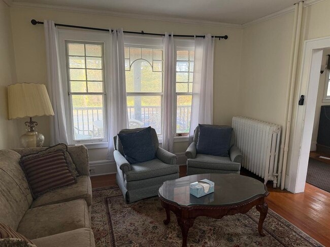 72 Pawling Ave in Troy, NY - Building Photo - Building Photo