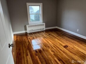 10A Garfield Park in Edison, NJ - Building Photo - Building Photo