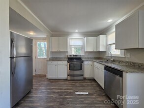 818 Margate Ave in Kannapolis, NC - Building Photo - Building Photo