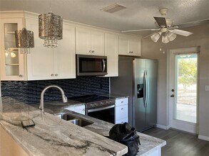 1090 Nomad Rd in Punta Gorda, FL - Building Photo - Building Photo