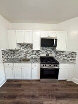 11 Ampere Plaza in East Orange, NJ - Building Photo