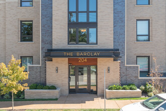 The Barcaly in Kirkwood, MO - Foto de edificio - Building Photo