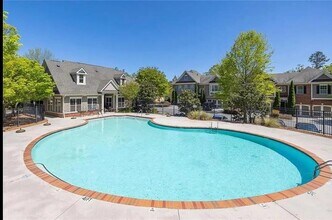 7860 Highland Bluff in Sandy Springs, GA - Building Photo - Building Photo