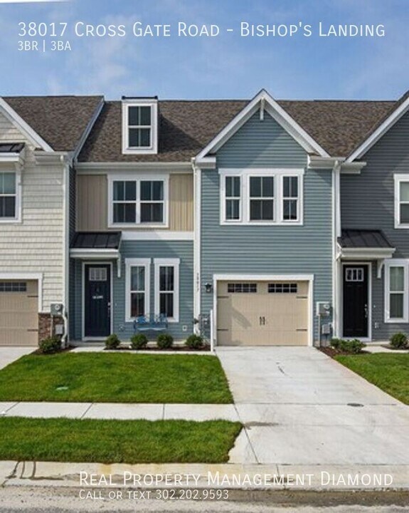 38017 Cross Gate Rd in Ocean View, DE - Building Photo