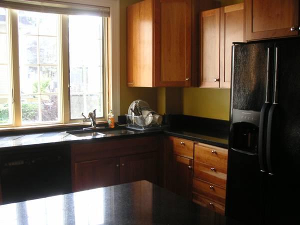 property at 27R Albion St