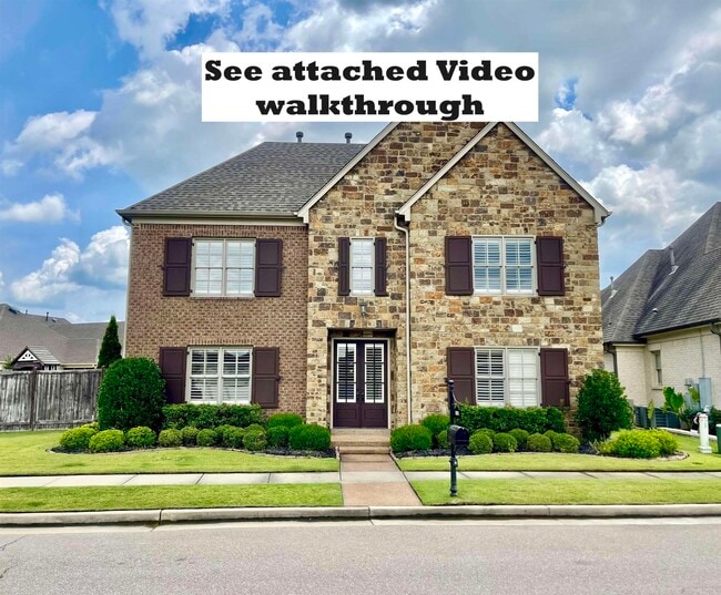 property at 1820 Enclave Hollow Ln E