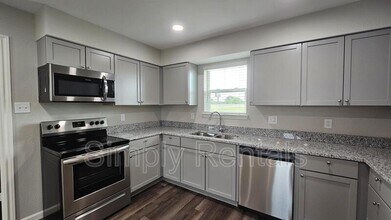 W. I-30 in Cumby, TX - Building Photo - Building Photo
