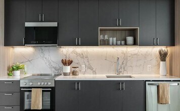 64 Box St in Brooklyn, NY - Building Photo - Building Photo