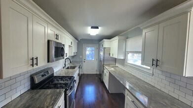 34 Hickory Dr in Carpentersville, IL - Building Photo - Building Photo