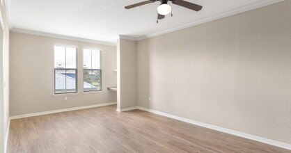 Integra Cove Apartments in Orlando, FL - Building Photo - Interior Photo