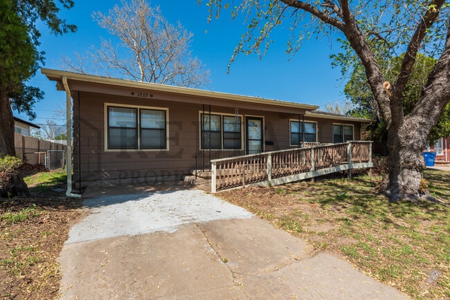 1232 E Galena St in Wichita, KS - Building Photo - Building Photo