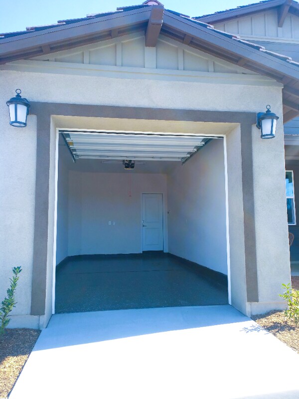 10921 Crest St in Loma Linda, CA - Building Photo - Building Photo