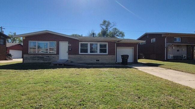 property at 1307 E Fortuna St