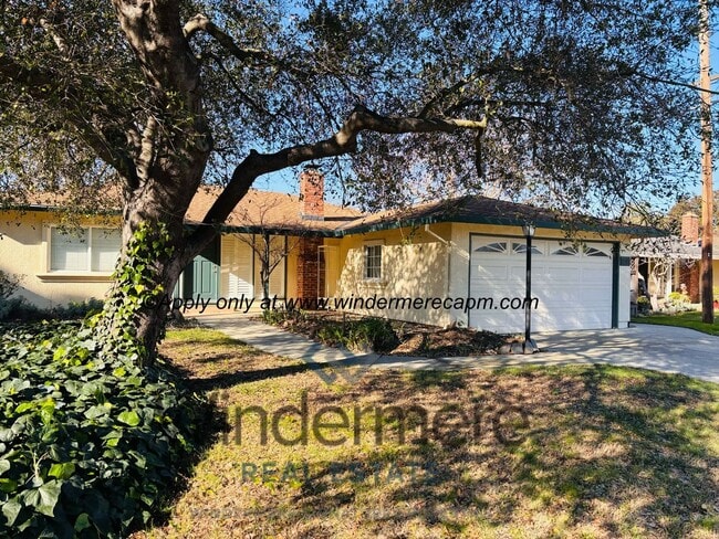 property at 3105 Greenwood Ave