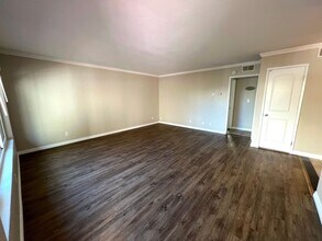 Rosecrans in San Diego, CA - Foto de edificio - Interior Photo