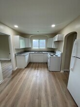 1132 Franklin Ave, Unit 3 in Cincinnati, OH - Building Photo - Building Photo