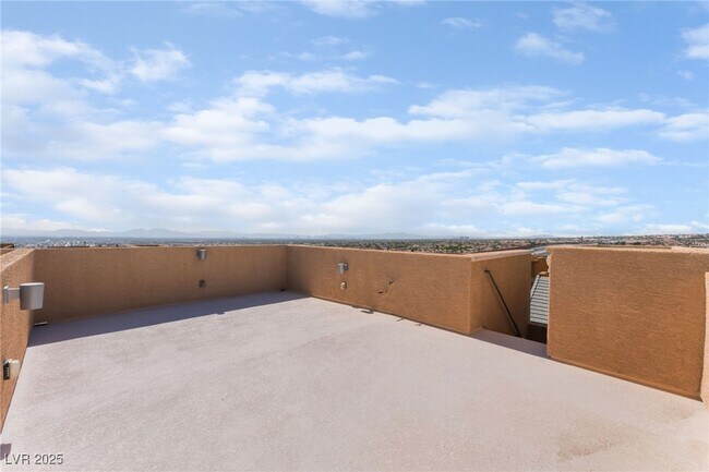 property at 10529 Headwind Ave