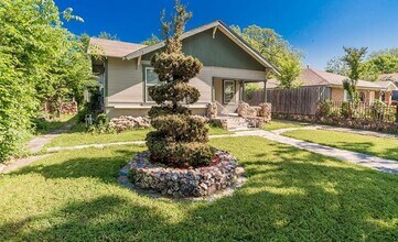 3011 Spurlock St in Dallas, TX - Building Photo - Building Photo