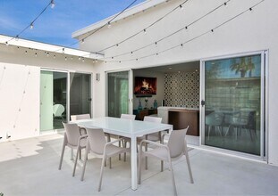 47956 Silver Spur Trail in Palm Desert, CA - Building Photo - Building Photo