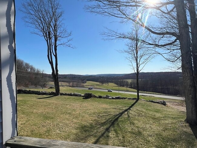 51 Moore Rd in New Braintree, MA - Building Photo - Building Photo