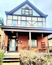 44 Kendall Ave-Unit -Unit 3 in Pittsburgh, PA - Building Photo - Building Photo