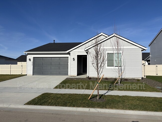 property at 1878 W Blue Lightning St