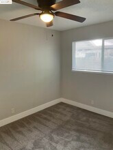 233 Birch St in Brentwood, CA - Building Photo - Building Photo