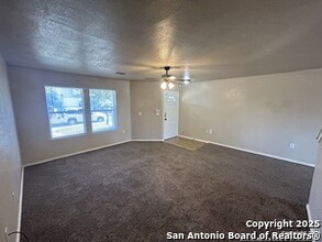 6119 Plumbago Pl in San Antonio, TX - Building Photo - Building Photo