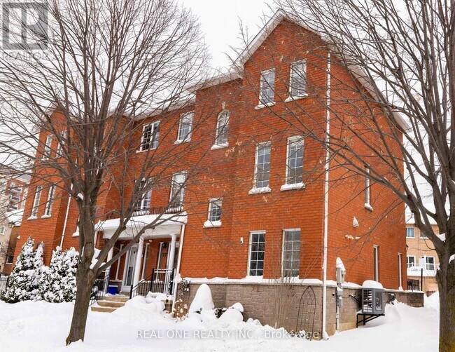 77 Leitchcroft Crescent in Markham, ON - Building Photo - Building Photo