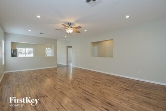 9657 N Deimos Dr in Tucson, AZ - Building Photo - Building Photo