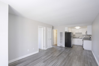 Campus Village Apartments in San Diego, CA - Building Photo - Interior Photo