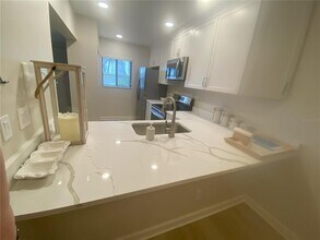 796 Bird Bay Way in Venice, FL - Building Photo - Building Photo